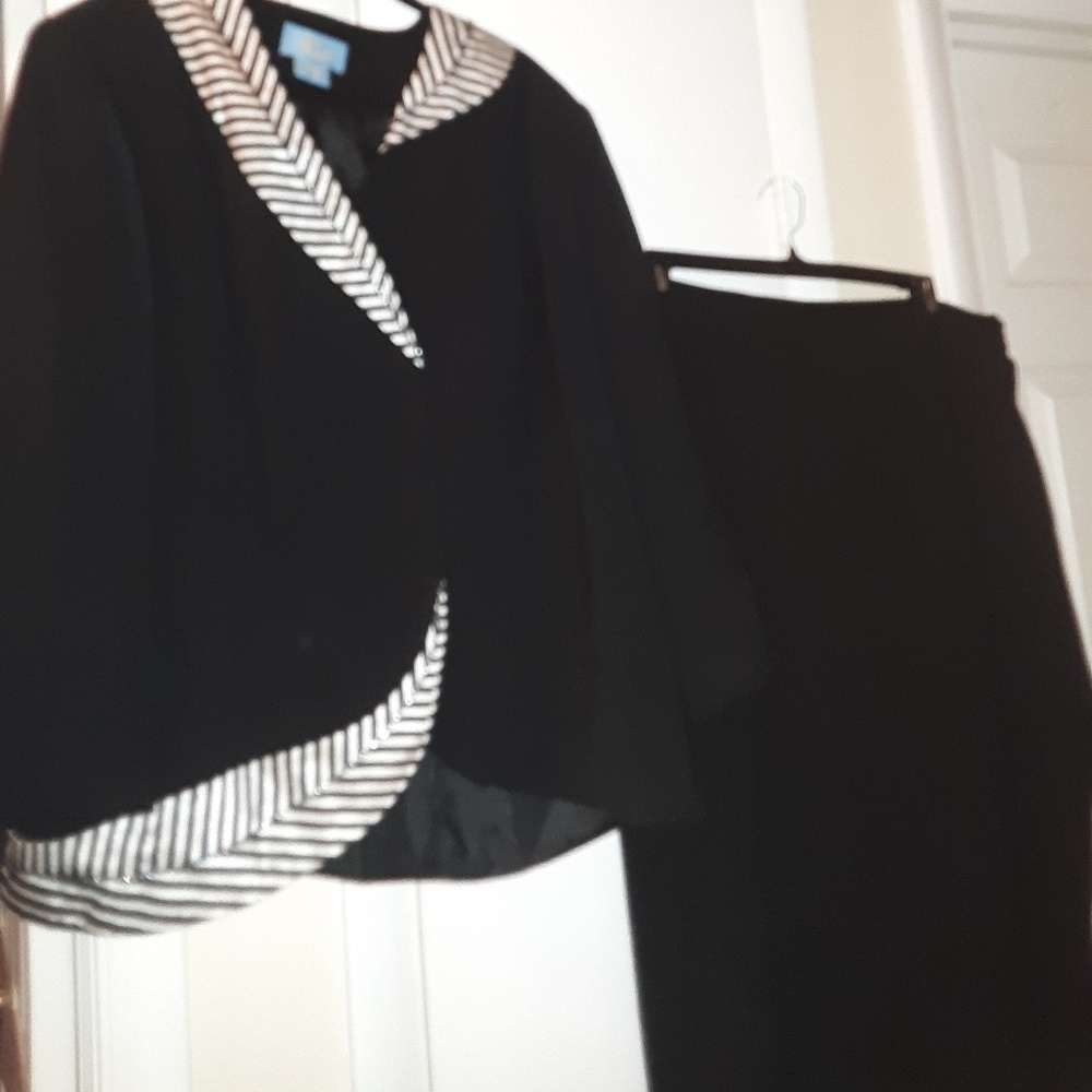 Faith Black & White 2 piece Suit Set